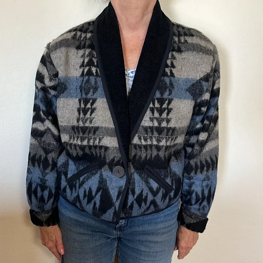 WOOL BLEND SIZE MED SOUTHWEST PATTERN JACKET - Picture 6 of 8